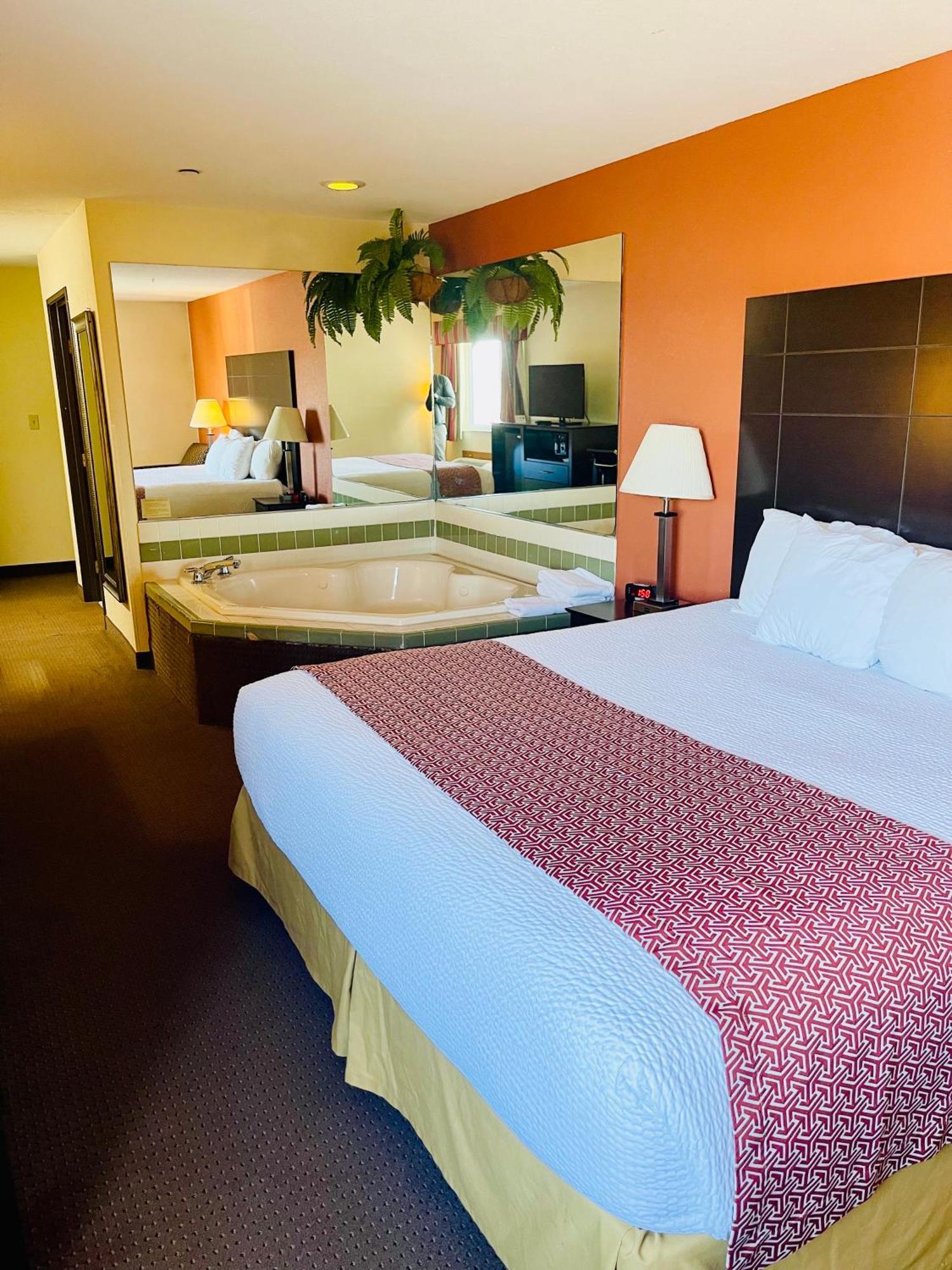 Baymont By Wyndham Indianapolis Hotell Exteriör bild