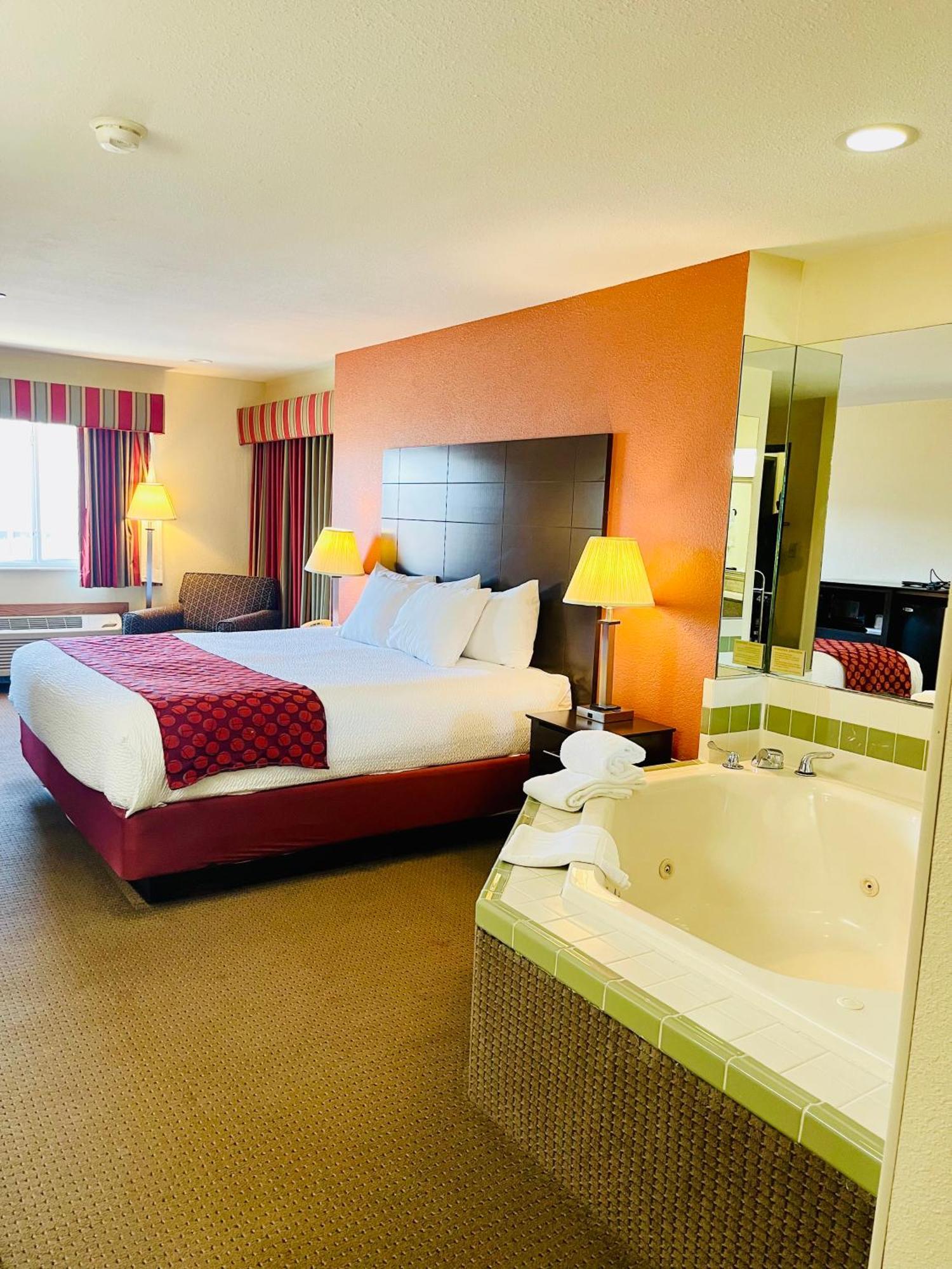 Baymont By Wyndham Indianapolis Hotell Exteriör bild